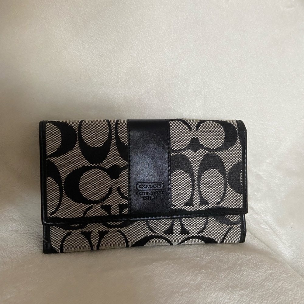 Coach Signature Black and Gray Wallet